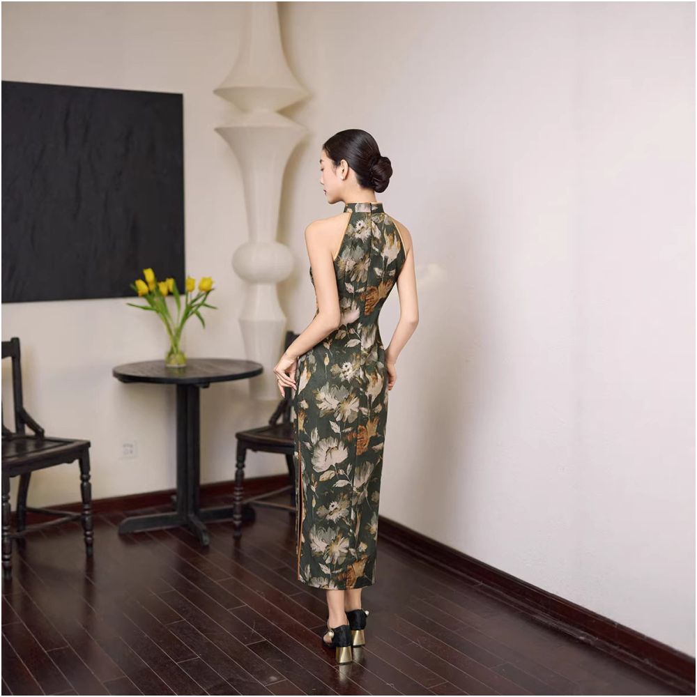 2026 Spring Summer New Retro Faux Acetate Long Cheongsam Women s Slim Fit Chinese Style Everyday Slim Fit Modified Dress image 2