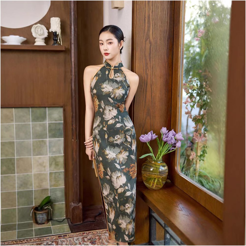 2026 Spring Summer New Retro Faux Acetate Long Cheongsam Women s Slim Fit Chinese Style Everyday Slim Fit Modified Dress image 4