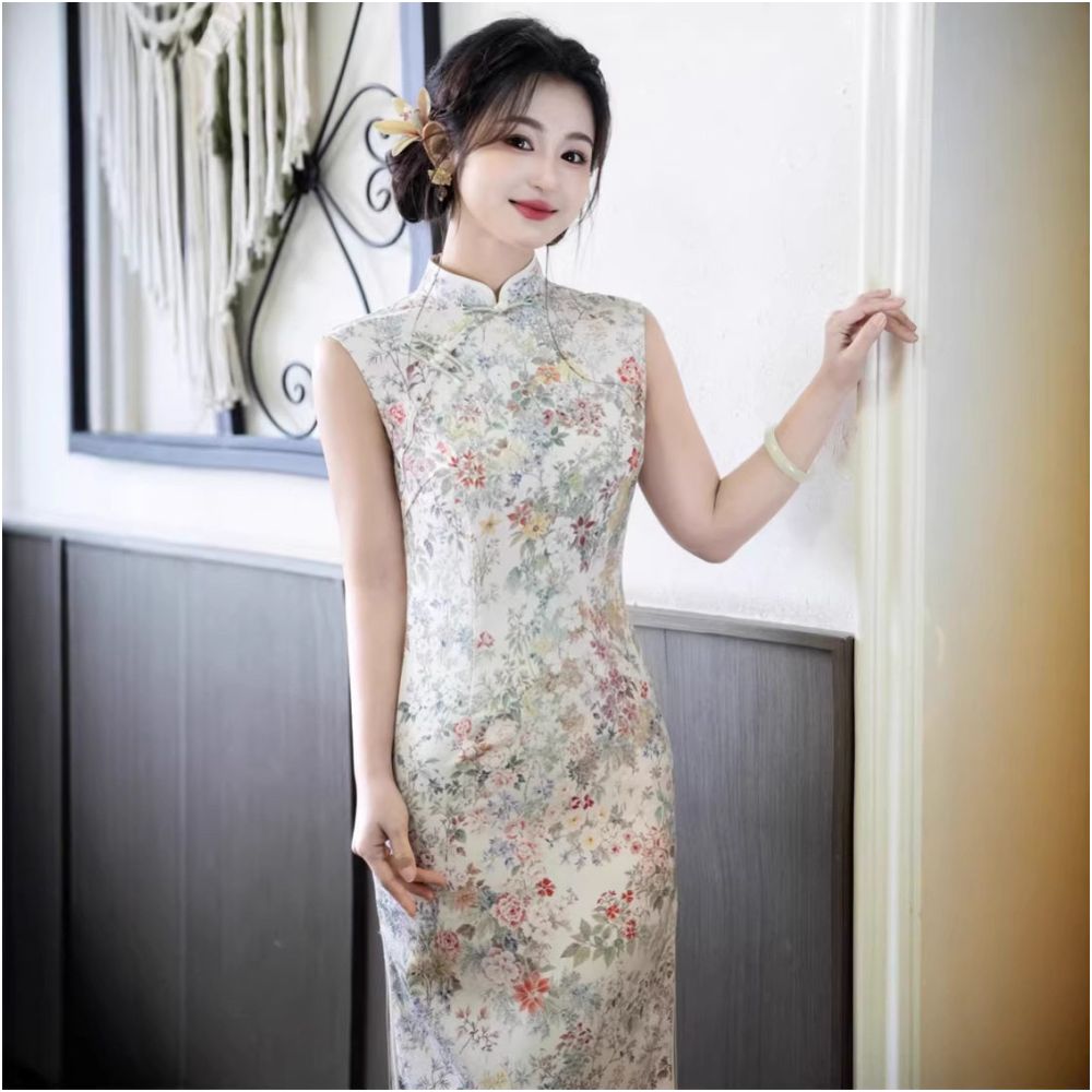 2026 Spring Summer New Style Cheongsam Imitation Silk Long Sleeveless Floral Print Cheongsam Fresh and Slimming Girlish Cheongsam image 2