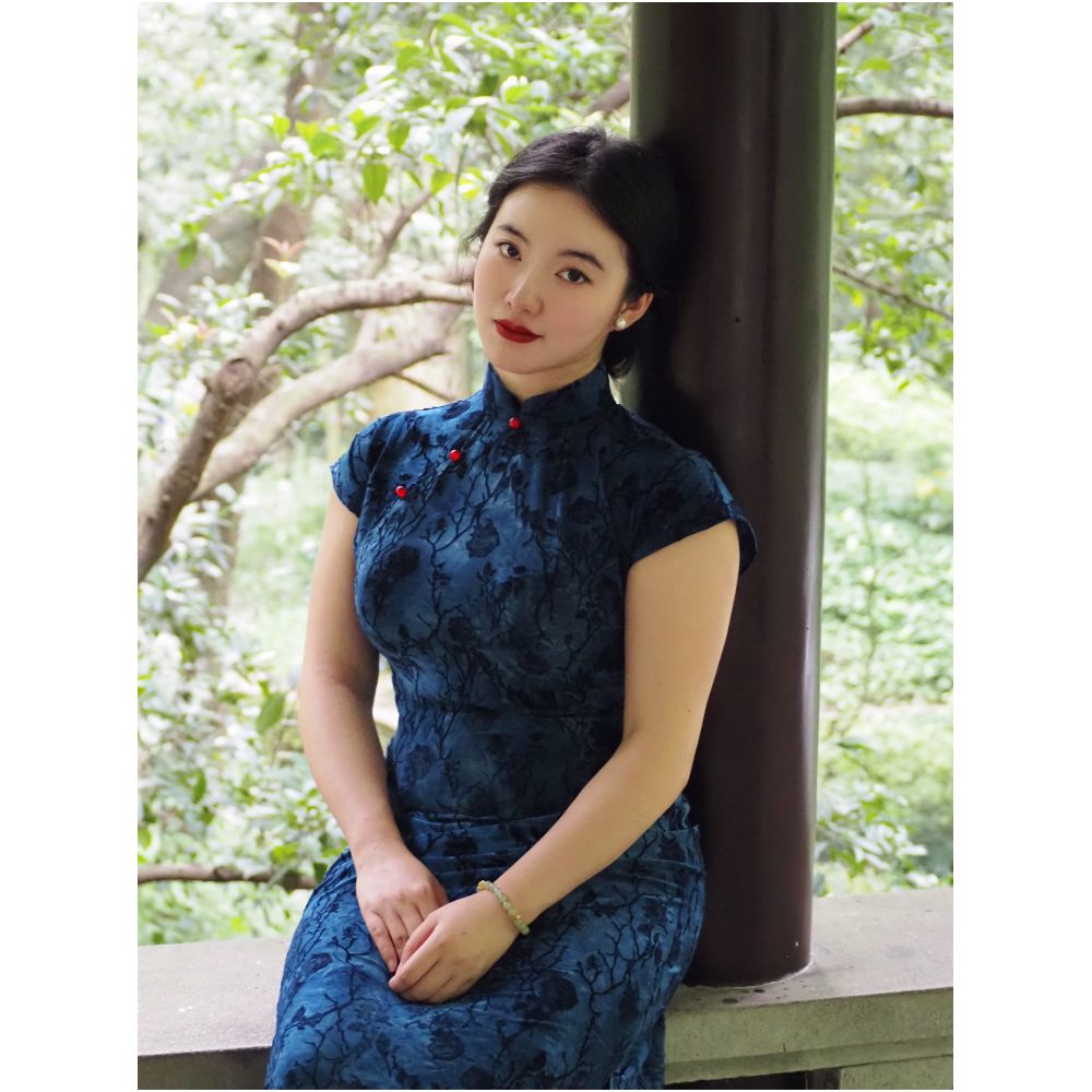 Jiangnan Whispers Plus Size Cheongsam Slimming and Tummy Concealing New Chinese Style Modified Dress for Curvy Women Short Sleeved and Stylish for Everyday Wear image 1