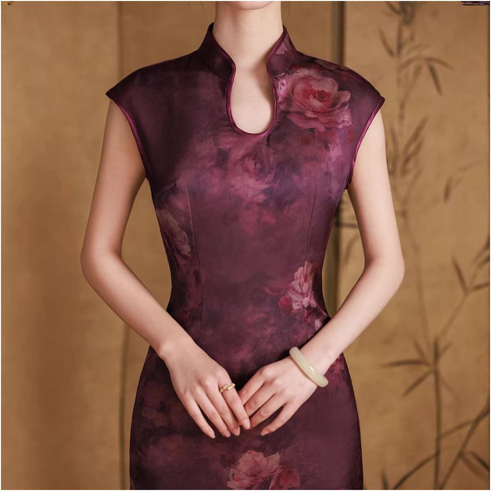 Yi Hongyan Tang Zhiyu Manloulan 2026 New Style Chuandao Qiwei Same Style Liyanzhai Cheongsam with a Cool and Elegant Jiangnan Style image 2