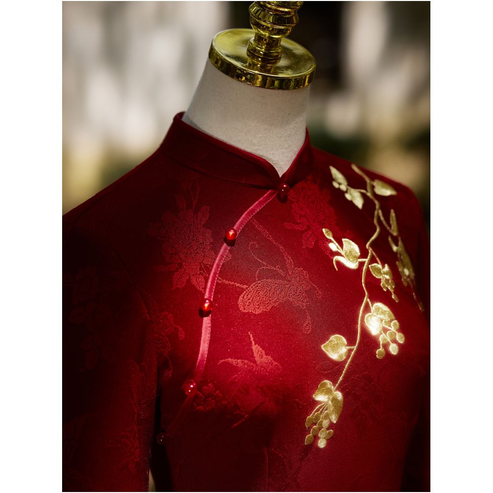 Red long sleeved cheongsam toast dress 2026 new style for brides engagement dress women s autumn and winter everyday wear embroidered image 4