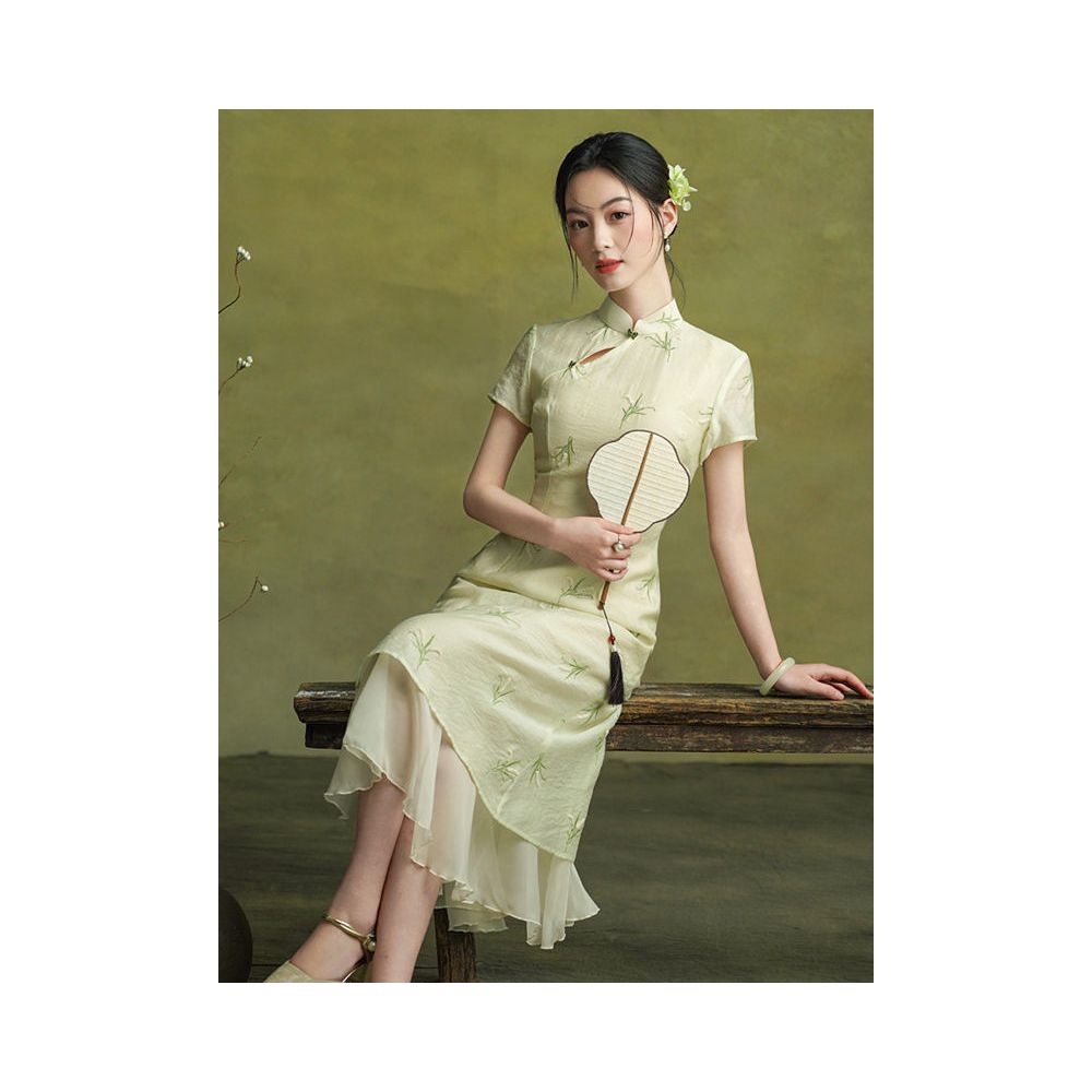 New Chinese style green cheongsam dress modified for women exuding elegance everyday style retro literary and artistic feel Odai tea ceremony attire summer image 5