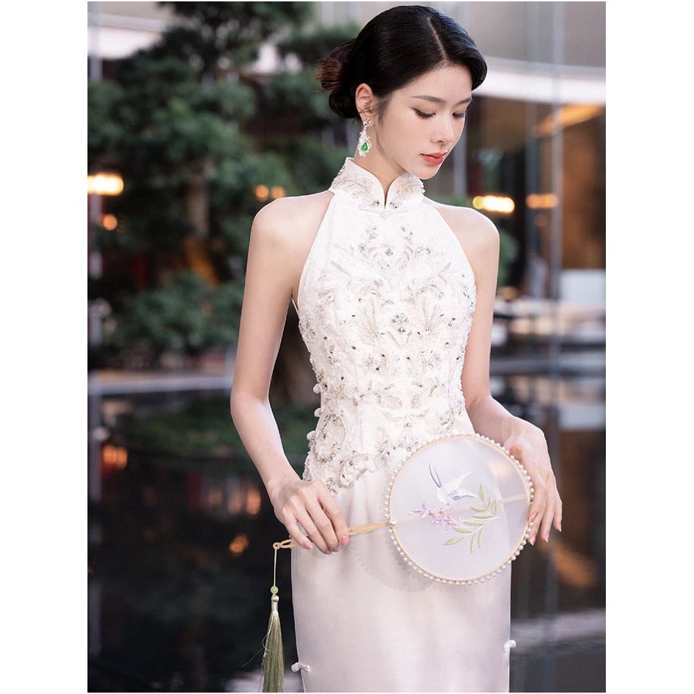 White cheongsam for engagement banquet new Chinese style bride s wedding toast dress 2026 new style high end retro summer slim fit image 4