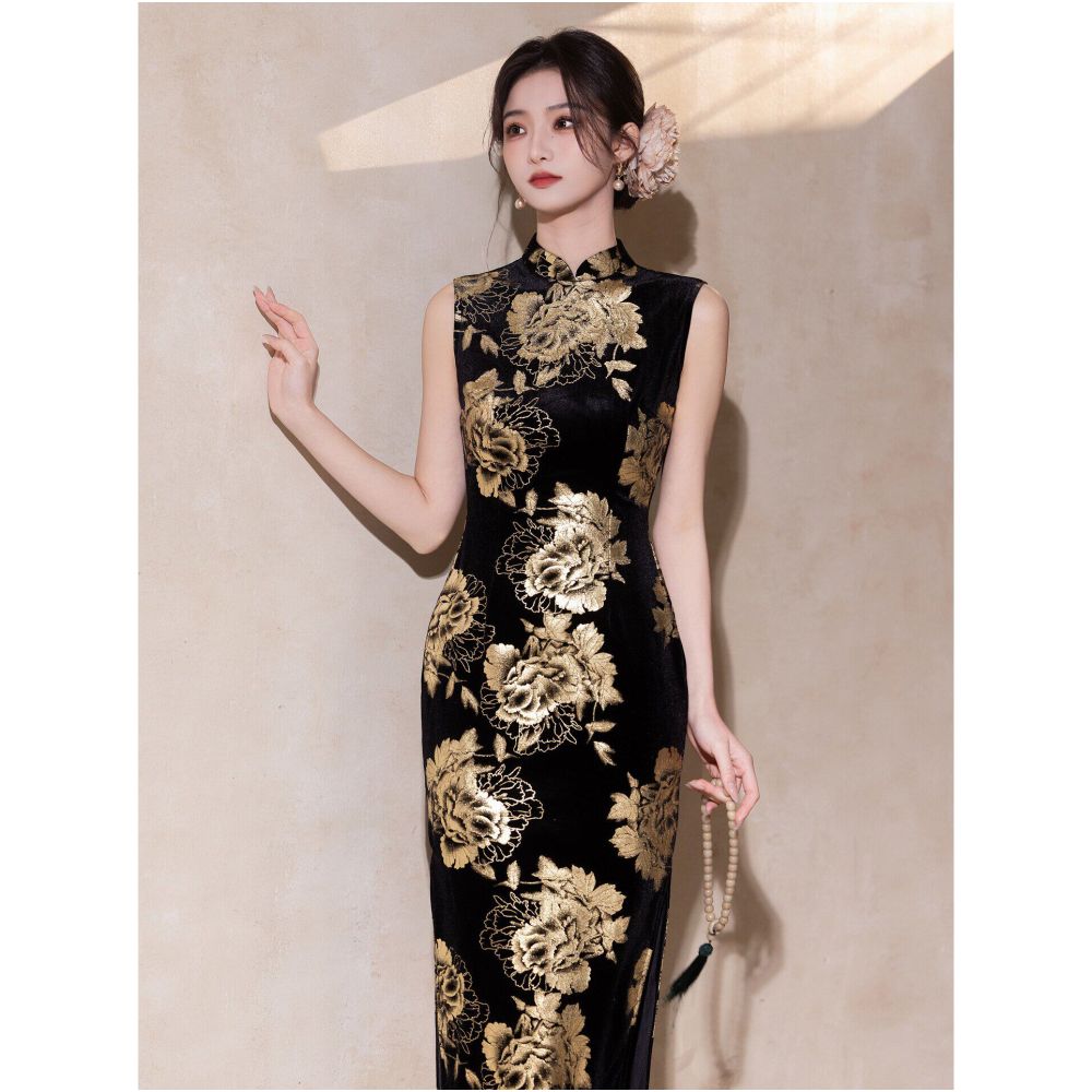 Authentic Gilded Peony Old Shanghai Black Velvet Cheongsam for Women High End Elegance Traditional Chinese Style Suitable for Daily Wear and Performance image 3