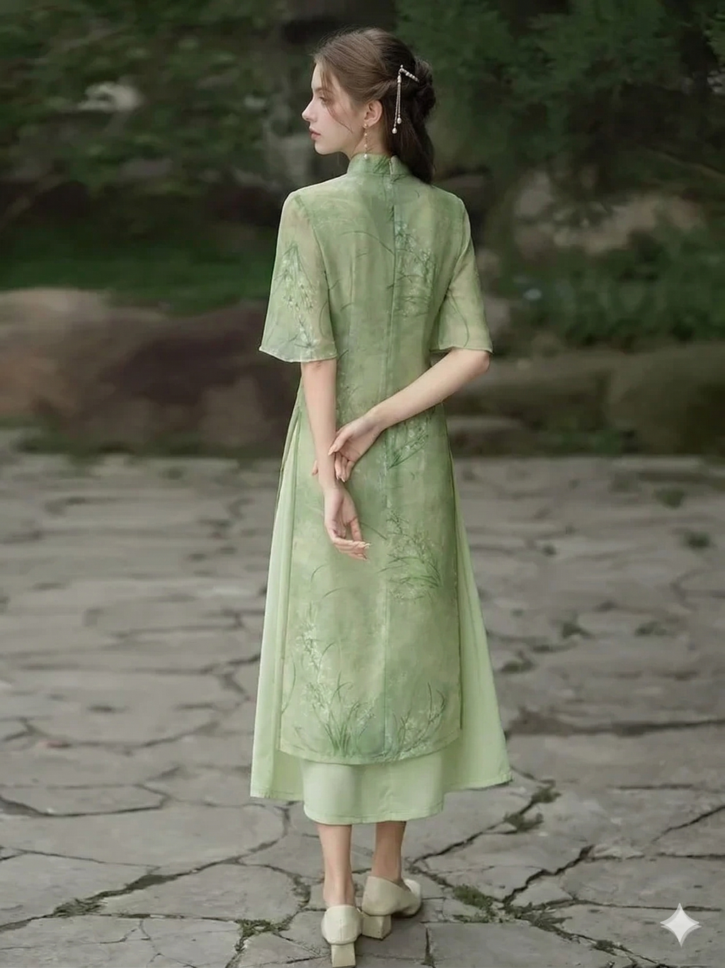 Meadow Mist Butterfly-Sleeve Qipao Dress | Neo-Chinese Cheongsam, Modern Oriental Dress, Elegant Evening / Daily Wear