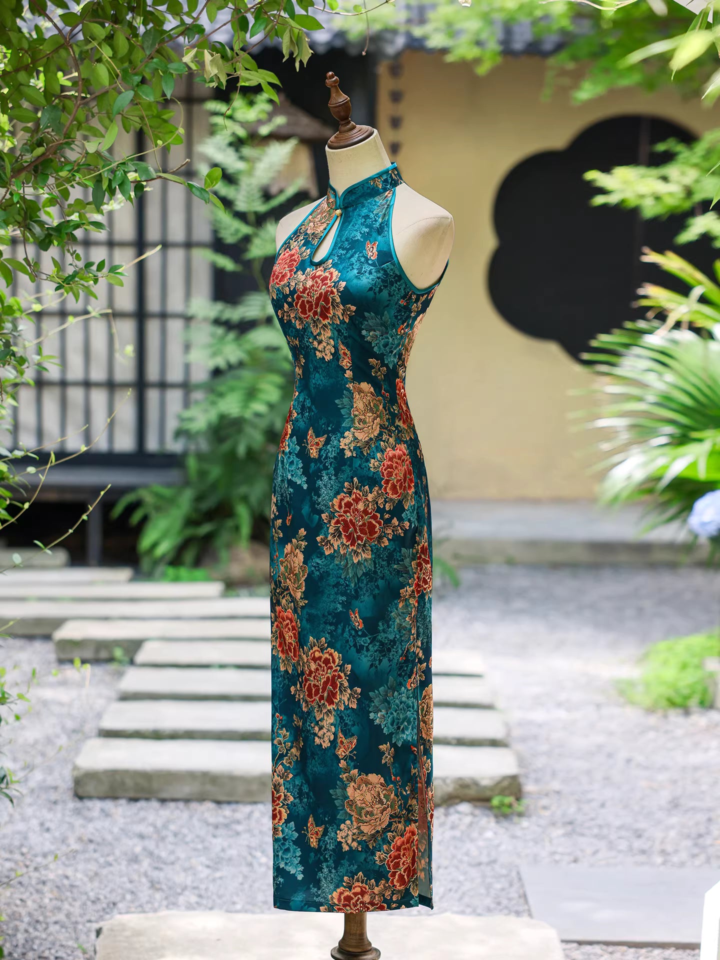 Teal Floral Keyhole Collar Qipao Dress | Neo-Chinese Cheongsam, Elegant Evening Dress, Fitted Halter Qipao, Botanical Motif
