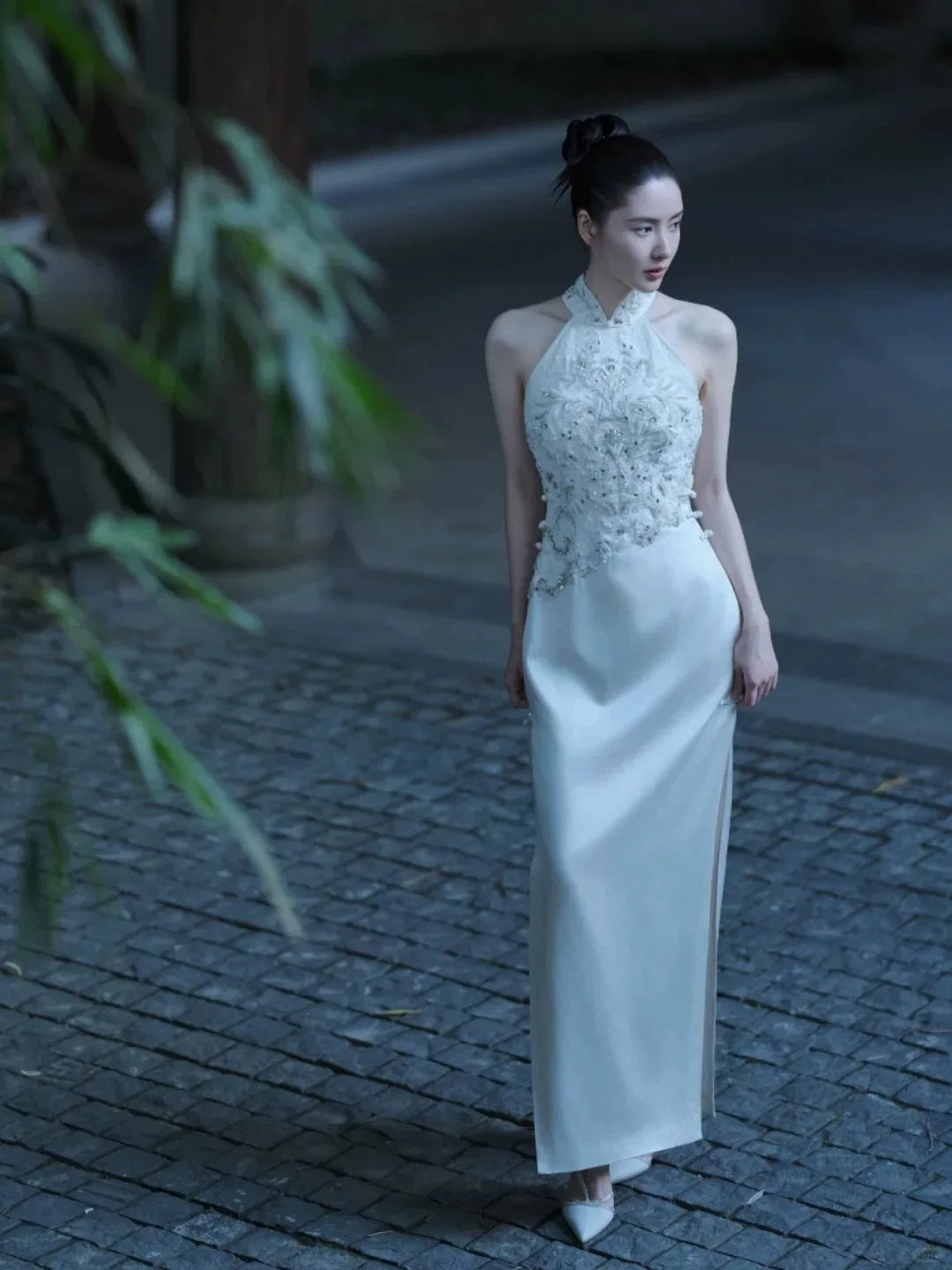 Neo-Oriental Halter Cheongsam | Elegant White Beaded Qipao Dress | Modern Chinese Style Evening Gown