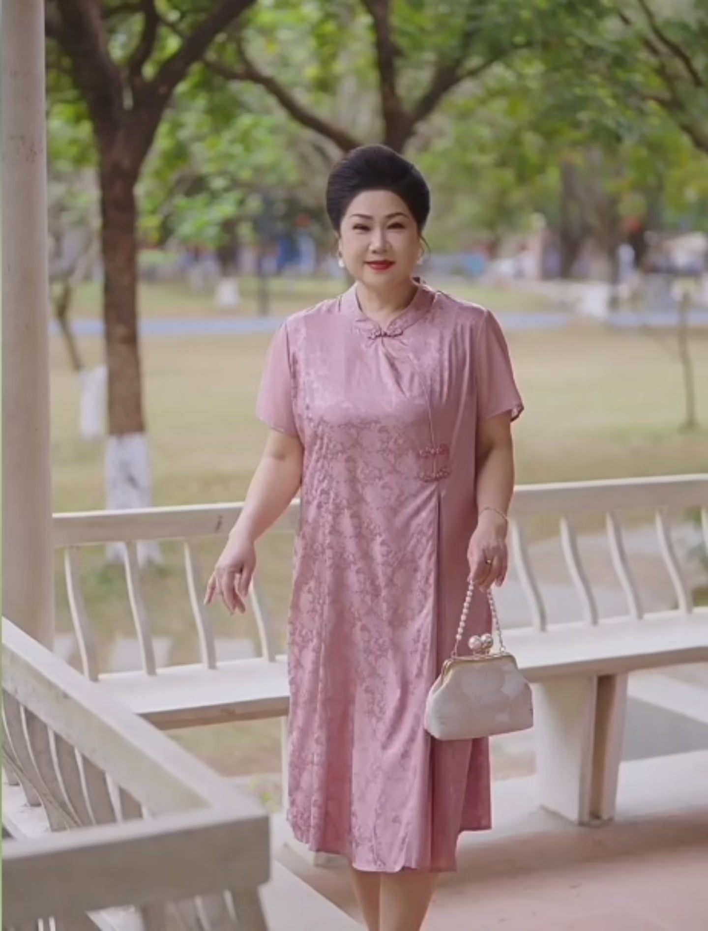 Plus Size Dusty Rose Qipao Dress | Floral A-Line Cheongsam, Neo-Chinese Midi Dress, Elegant Curvy Occasion Wear